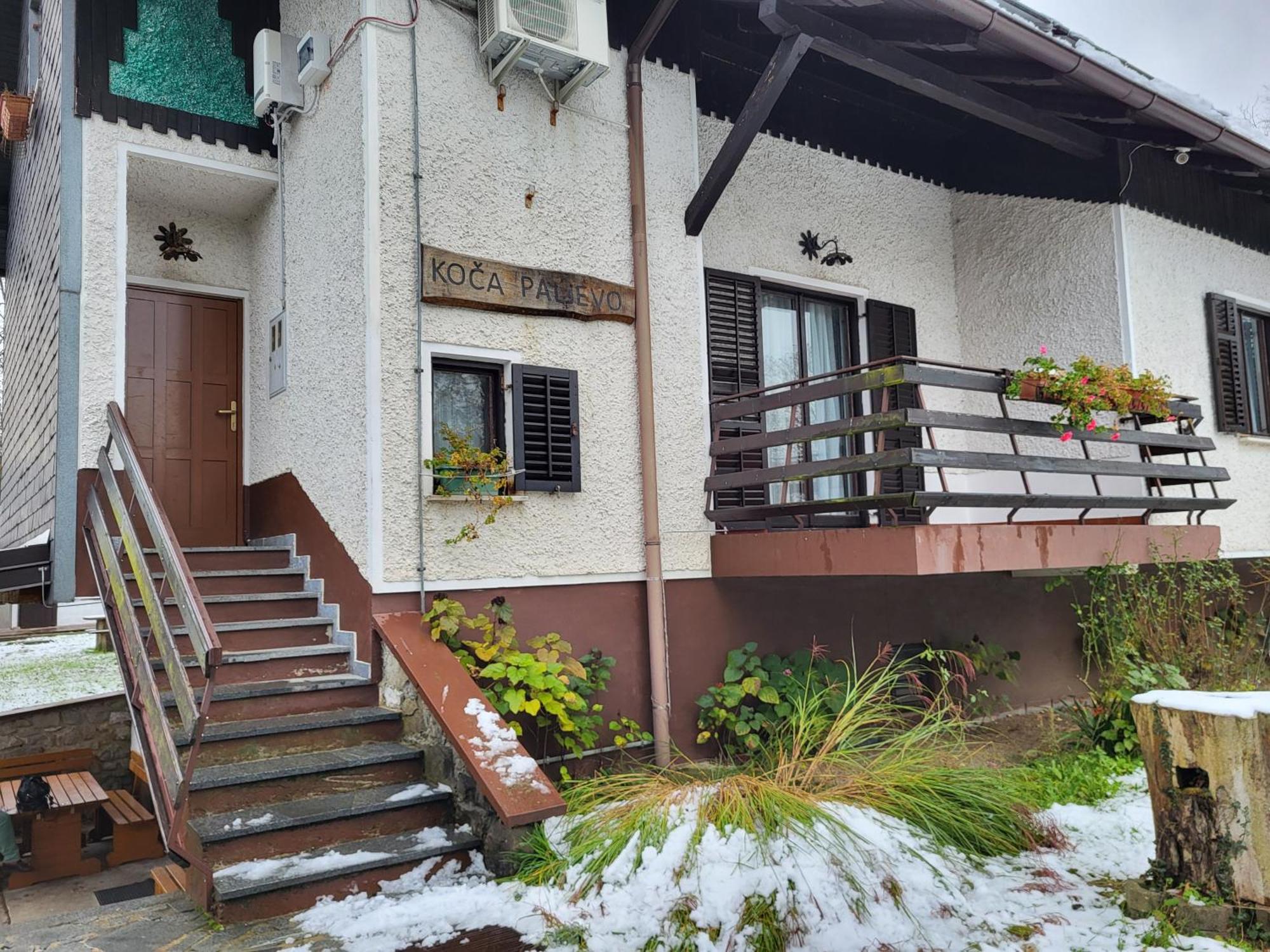 Koca Sredi Gozda Hotel Kanal Exterior photo